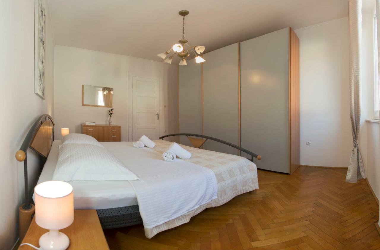 Appartement Apis Split Extérieur photo