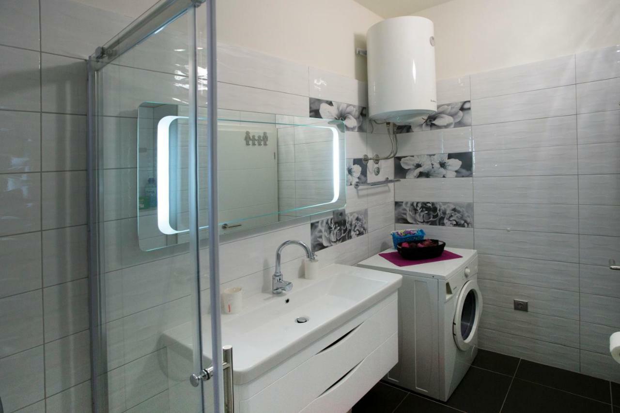 Appartement Apis Split Extérieur photo