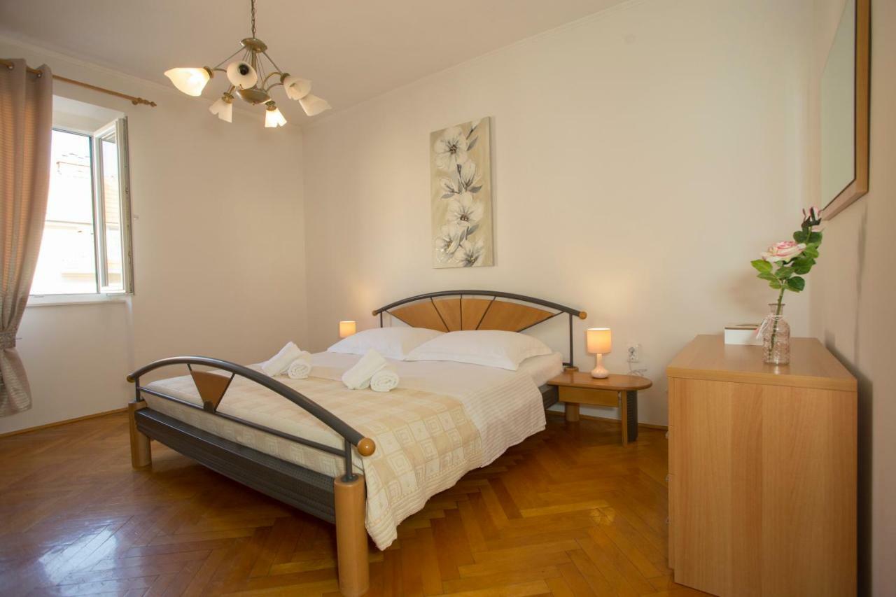 Appartement Apis Split Extérieur photo