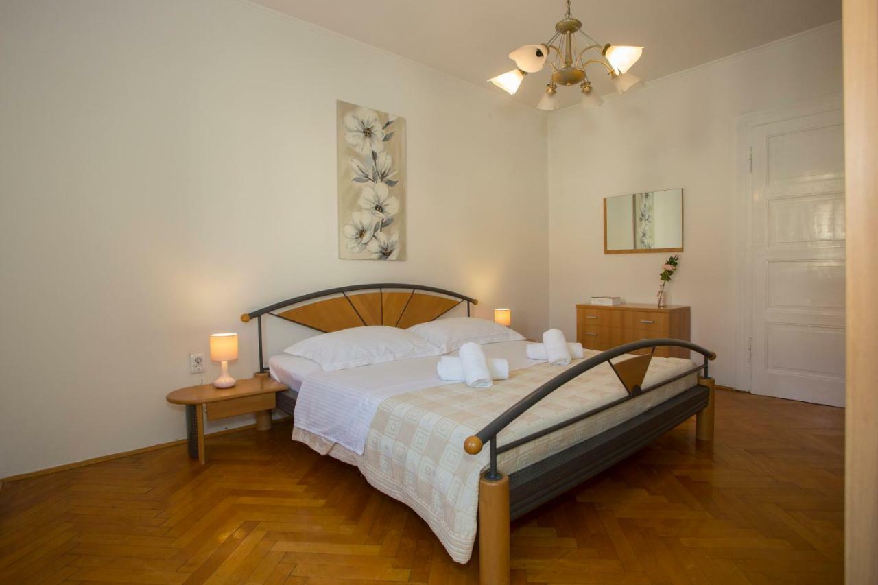 Appartement Apis Split Extérieur photo
