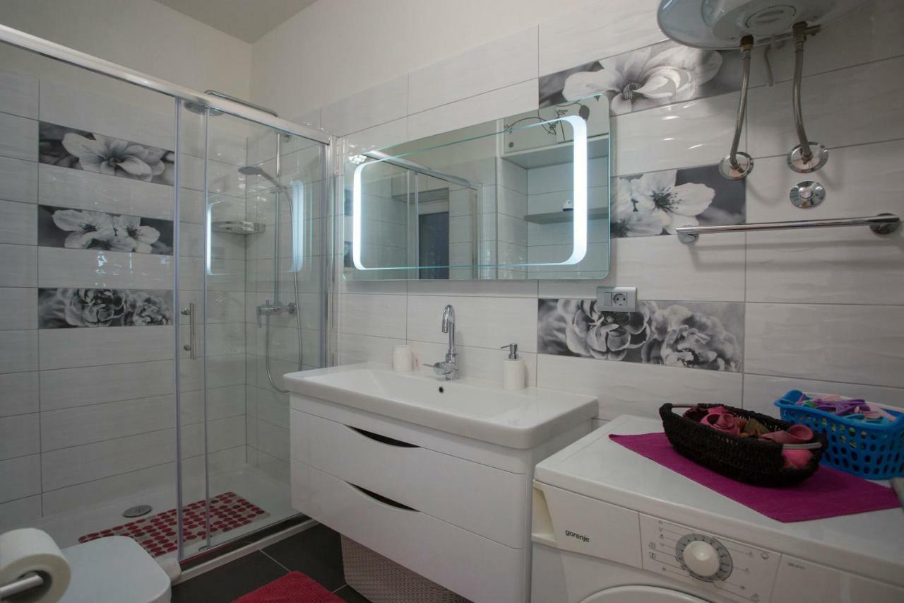 Appartement Apis Split Extérieur photo